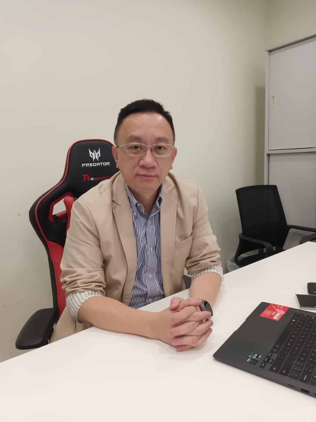 香港資訊科技商會榮譽會長方保僑表示,這絕對是香港邁向智慧出行與合法化規管的重要一步。 香港資訊科技商會榮譽會長方保僑表示,這絕對是香港邁向智慧出行與合法化規管的重要一步。