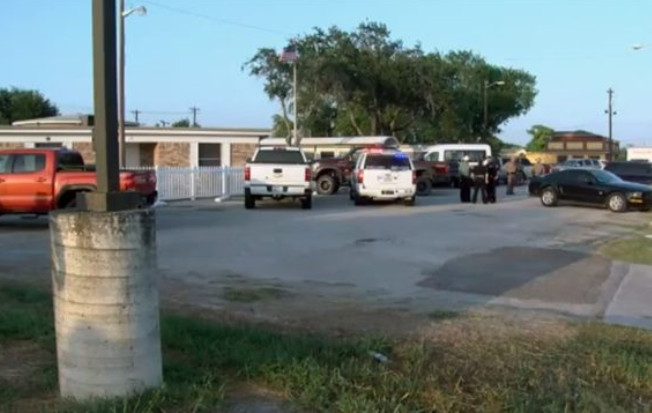 案發在德州南部羅布斯敦市郊一間護老院內。網圖