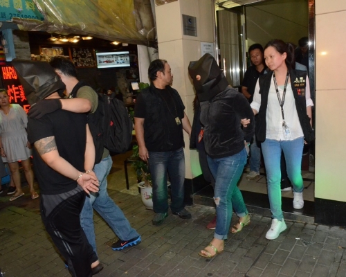 警方拘捕6人