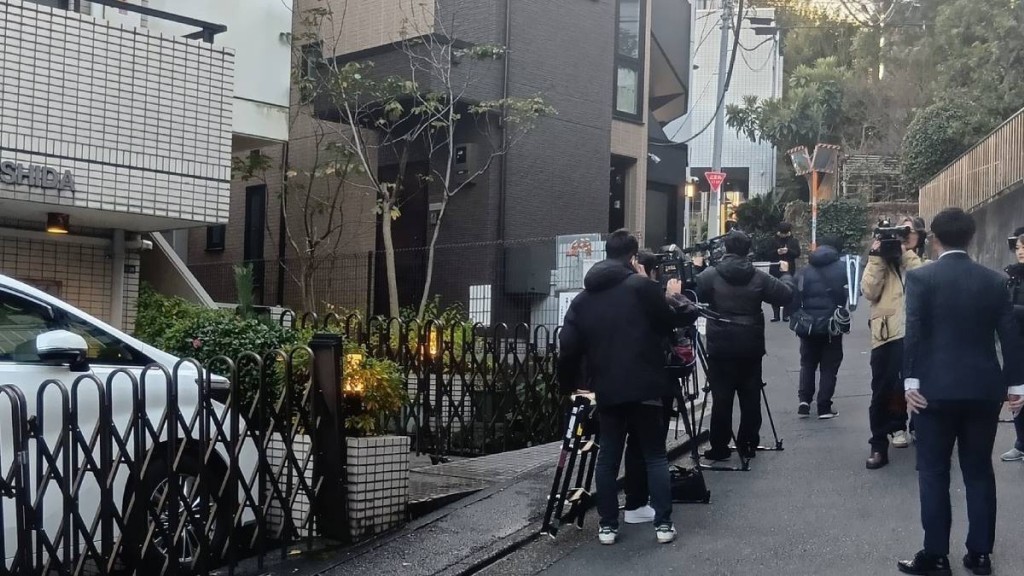 中國籍男子在高田馬場一大廈埋伏，刺傷一名美容院女店長。Ｘ@passione_kujo