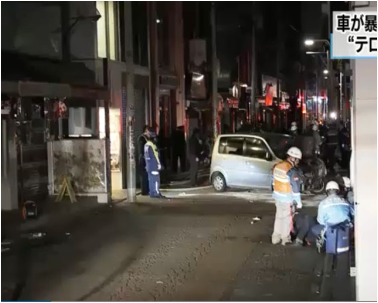 汽車反方向行駛了大約130米才停低。圖：NHK