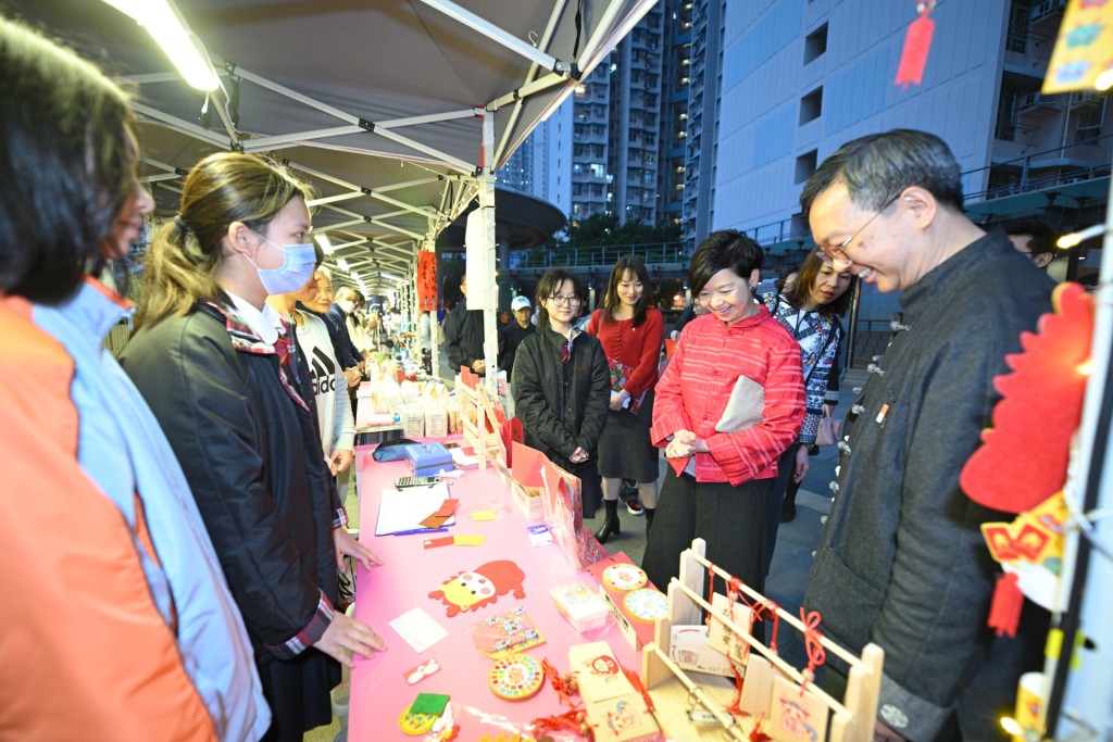 「型宵市场」开放至年三十。何永贤facebook图片