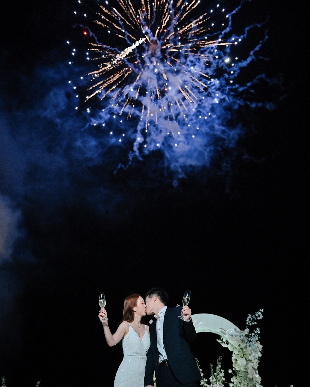 曾曉婷早前表示已結婚半年,婚宴當晚十分奢華。 曾曉婷早前表示已結婚半年,婚宴當晚十分奢華。