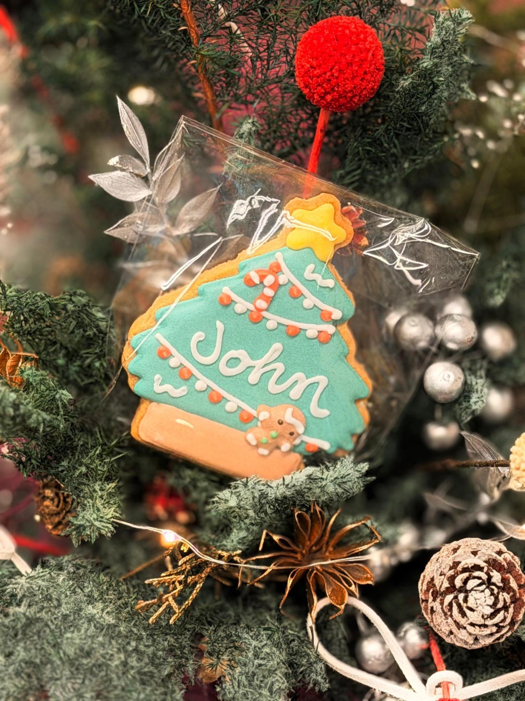 李家超祝愿全港市民平安顺遂。李家超fb图片