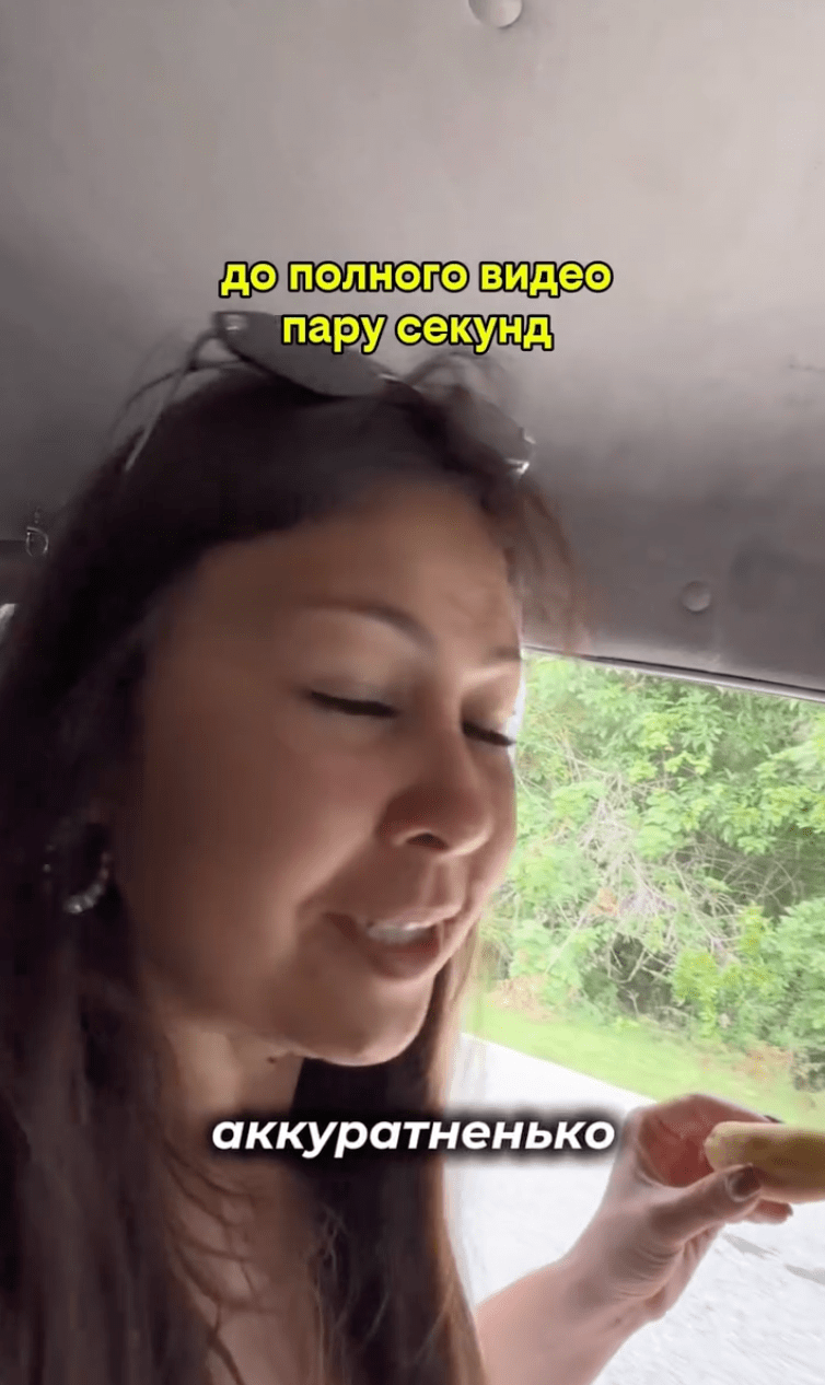 莉莉亚忆述时仍然心有余悸，形容事发前数分钟她仍在拍摄影片，原以为是一次温馨的旅游体验，却瞬间演变成混乱逃生。