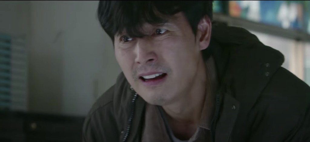 近年專注電影工作的鄭雨盛，今次是睽違十年再演電視劇。