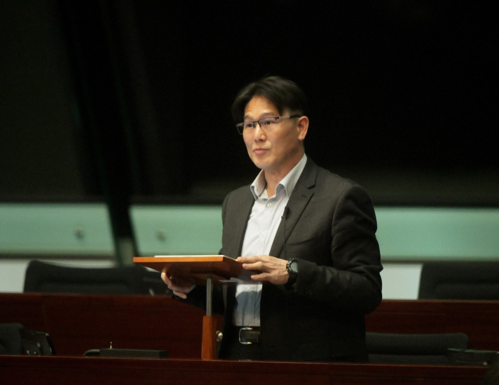 梁子穎亦有提出修正案。資料圖片 梁子穎亦有提出修正案。資料圖片