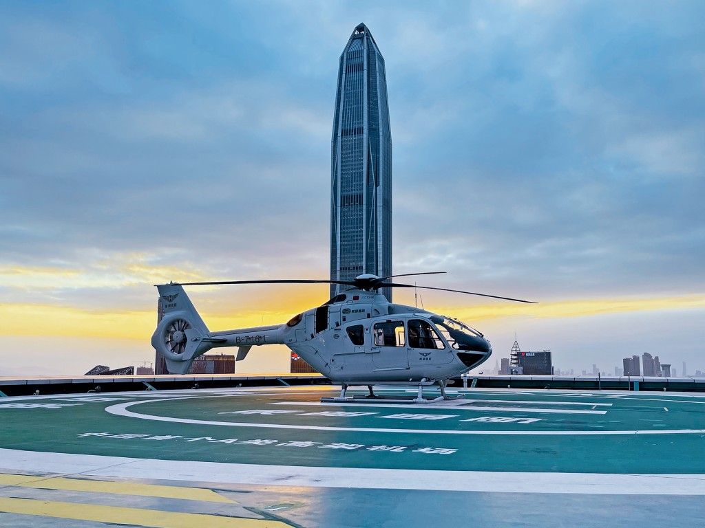 深圳福田空遊航線的直升機停機坪。