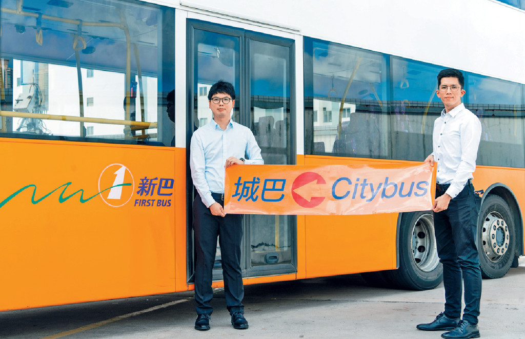 ■城巴新巴介紹合併的準備工作。 
