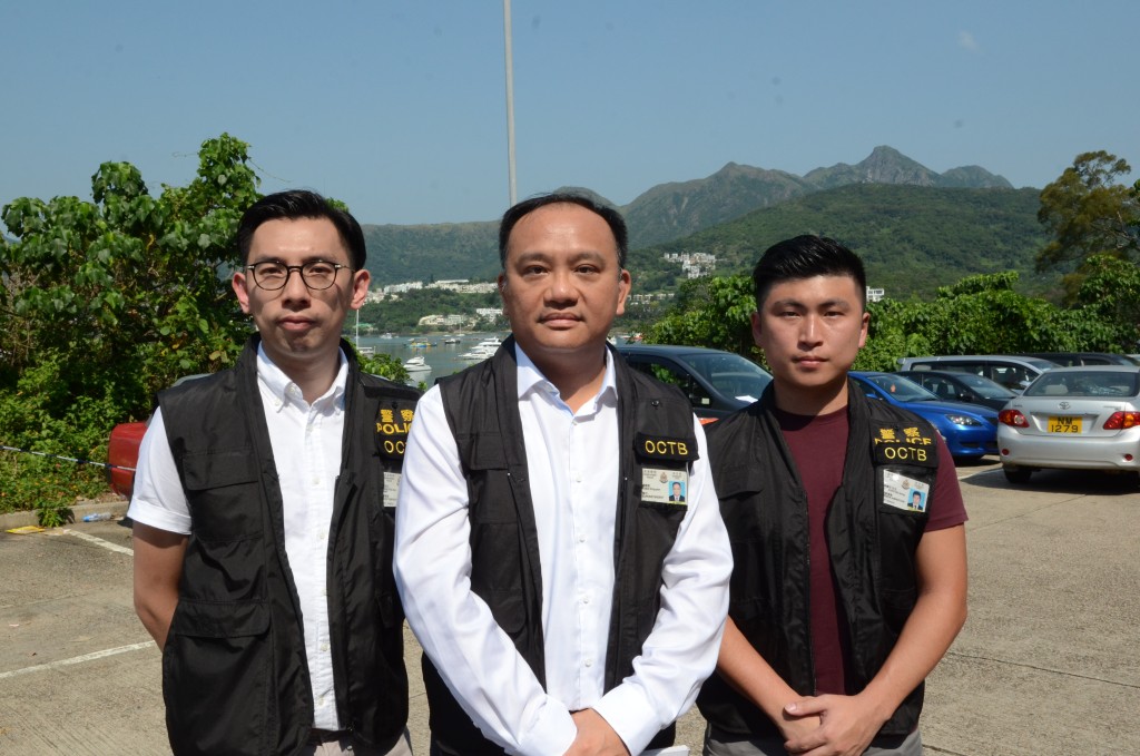 警方有組織罪案及三合會調查科探員,聯同水警及廣東省邊防總隊,今晨破獲一個偷運越南非法入境者來港的集團,拘捕12人。 歐陽光偉攝