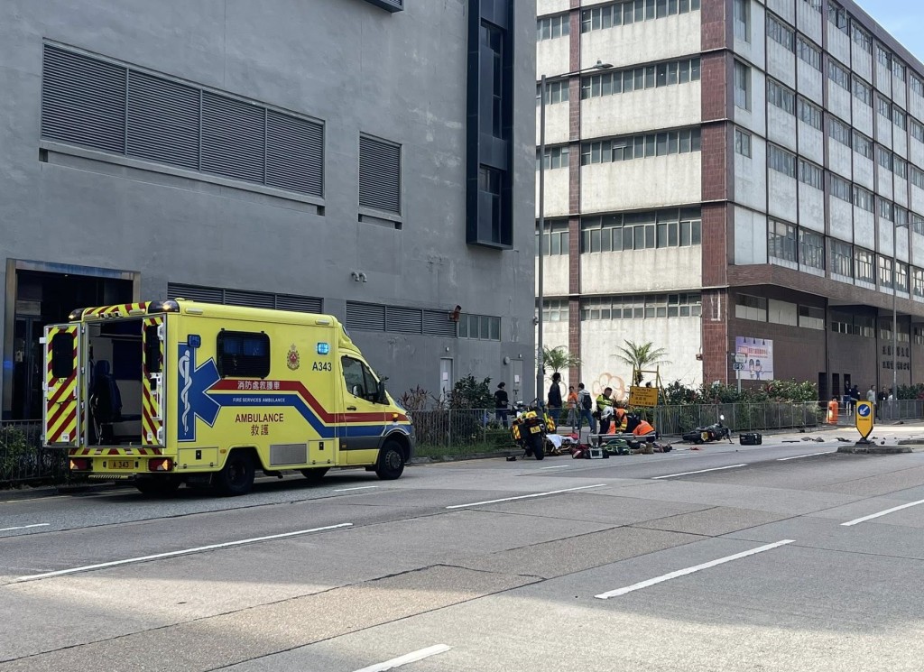 鐵騎士受傷送院。fb：馬路的事 (即時交通資訊台)