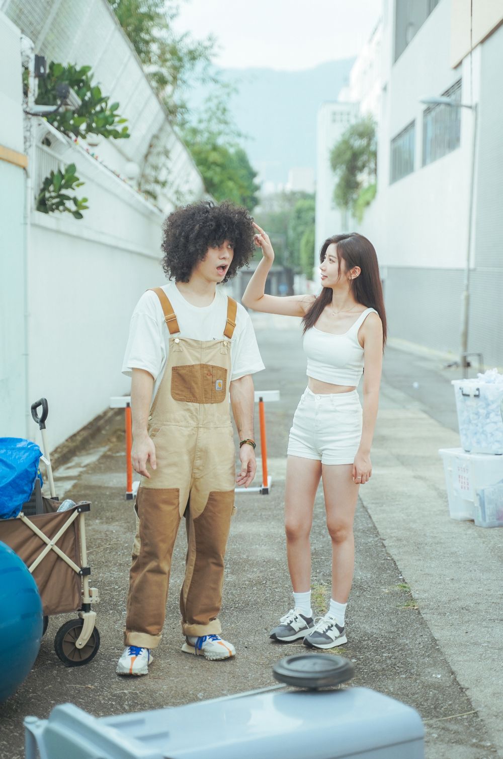 MV邀請「試當真」Jessica Chan 陳苡臻擔任女主角。