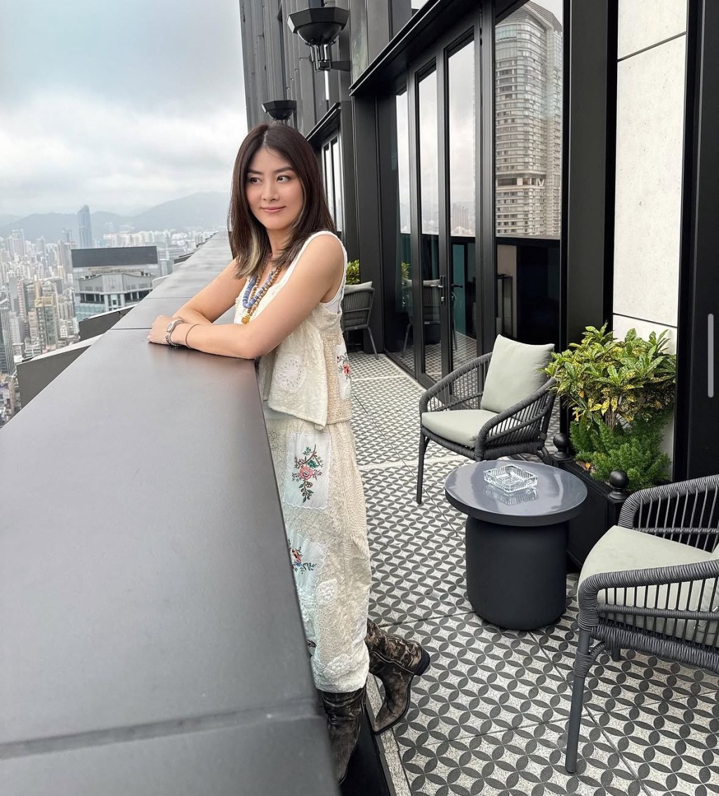 陈慧琳坦言音乐一直以来是她生活中不可或缺的一部分，带给她很多快乐和慰藉。