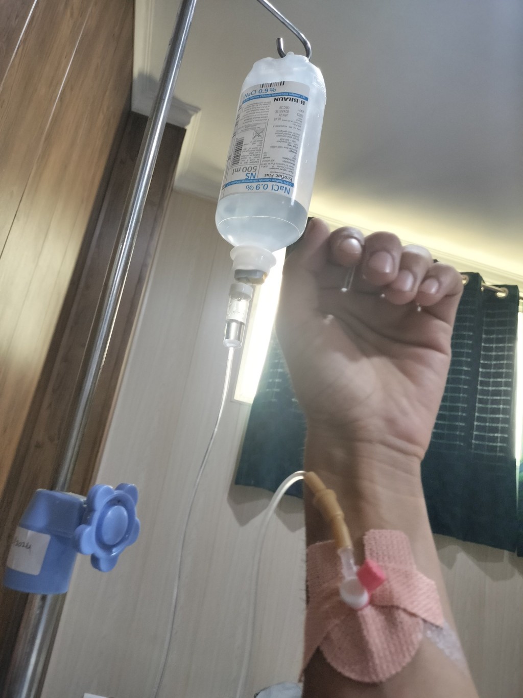 「Dotabata」事發發高燒、呼吸困難住院。 X@DorabataGG 「Dotabata」事發發高燒、呼吸困難住院。 X@DorabataGG