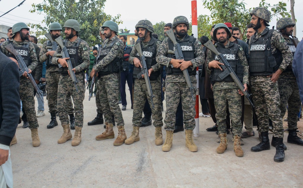 巴基斯坦挫敗汽車襲擊 兩軍人殉職 五名塔利班武裝分子被擊斃。路透社資料圖片