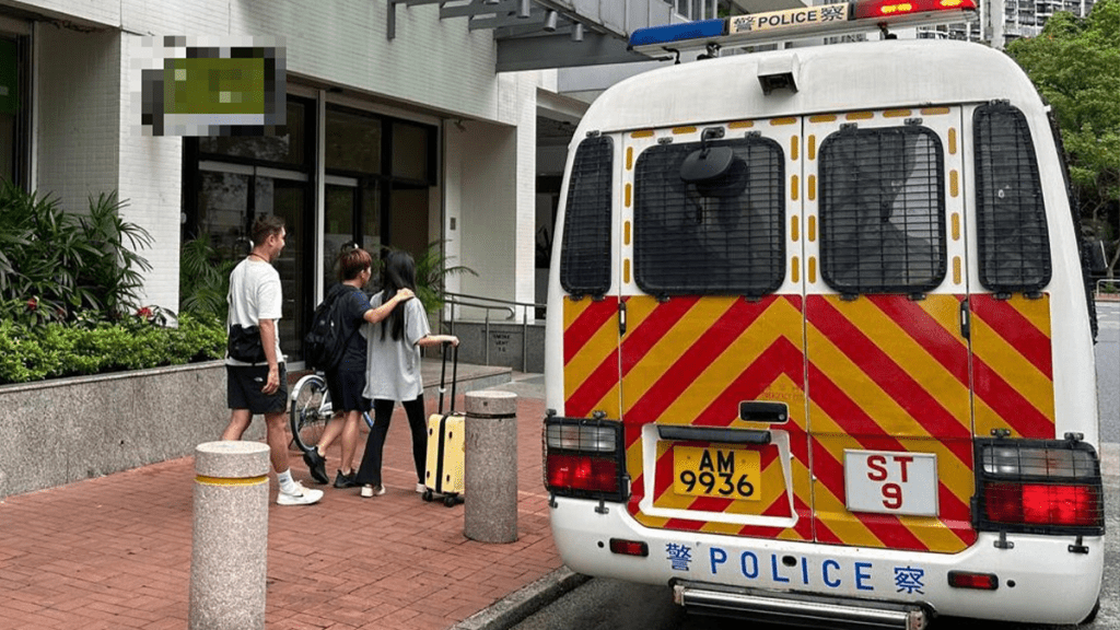 警方拘捕一名24歲持雙程證女子。警方提供