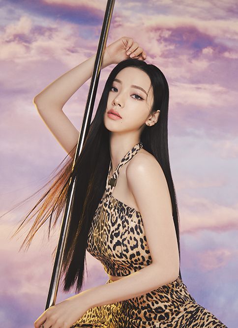 Karina被指沒平時好看。