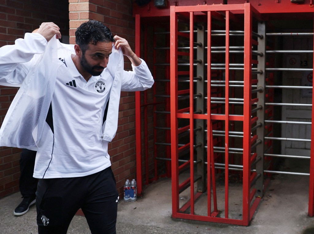 沙柏指艾摩廉領軍不算太差。路透社