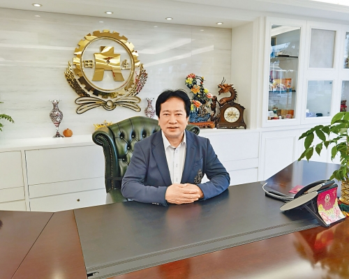 田生區永華表示,必須解決辣稅,門檻高等三大阻力,收樓市場才有望突破樽頸。