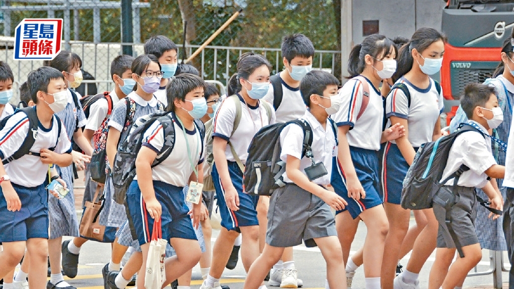 教育局宣布明日所有學校繼續停課。資料圖片