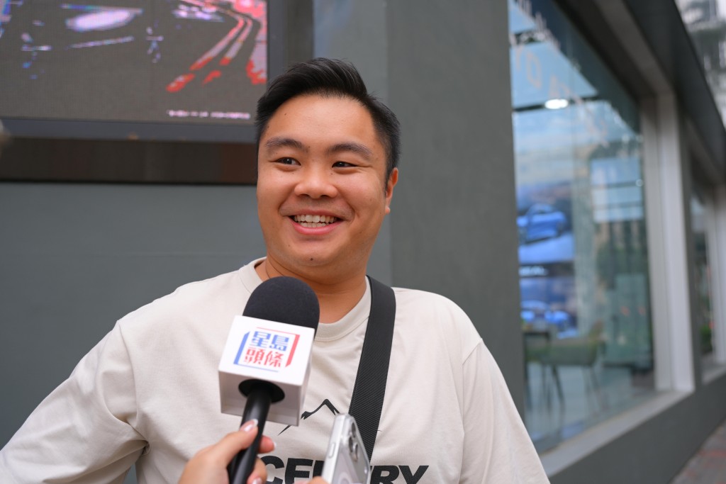 潘先生表示,在油價上升下,現時每月油費開支增加約2000元,故欲轉用電動車。 潘先生表示,在油價上升下,現時每月油費開支增加約2000元,故欲轉用電動車。