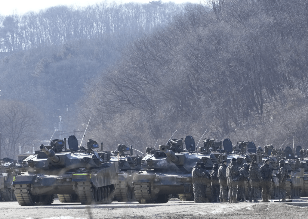 南韓軍隊在板門店附近集結準備演習。美聯社