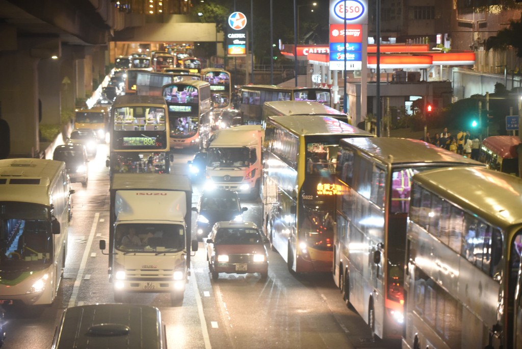 柯創盛希望透過項目重建將來增加行車線及舒緩觀塘交通擠塞問題。資料圖片