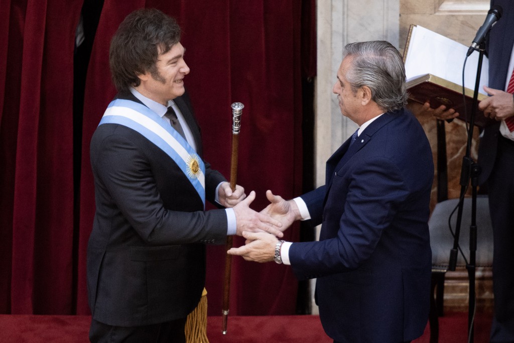 米萊正式就職阿根廷總統。　新華社