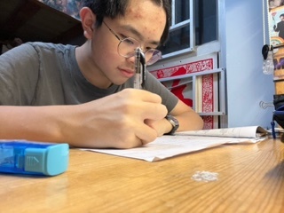 Thomas正忙於備戰DSE。(圖片來源:受訪者提供) Thomas正忙於備戰DSE。(圖片來源:受訪者提供)