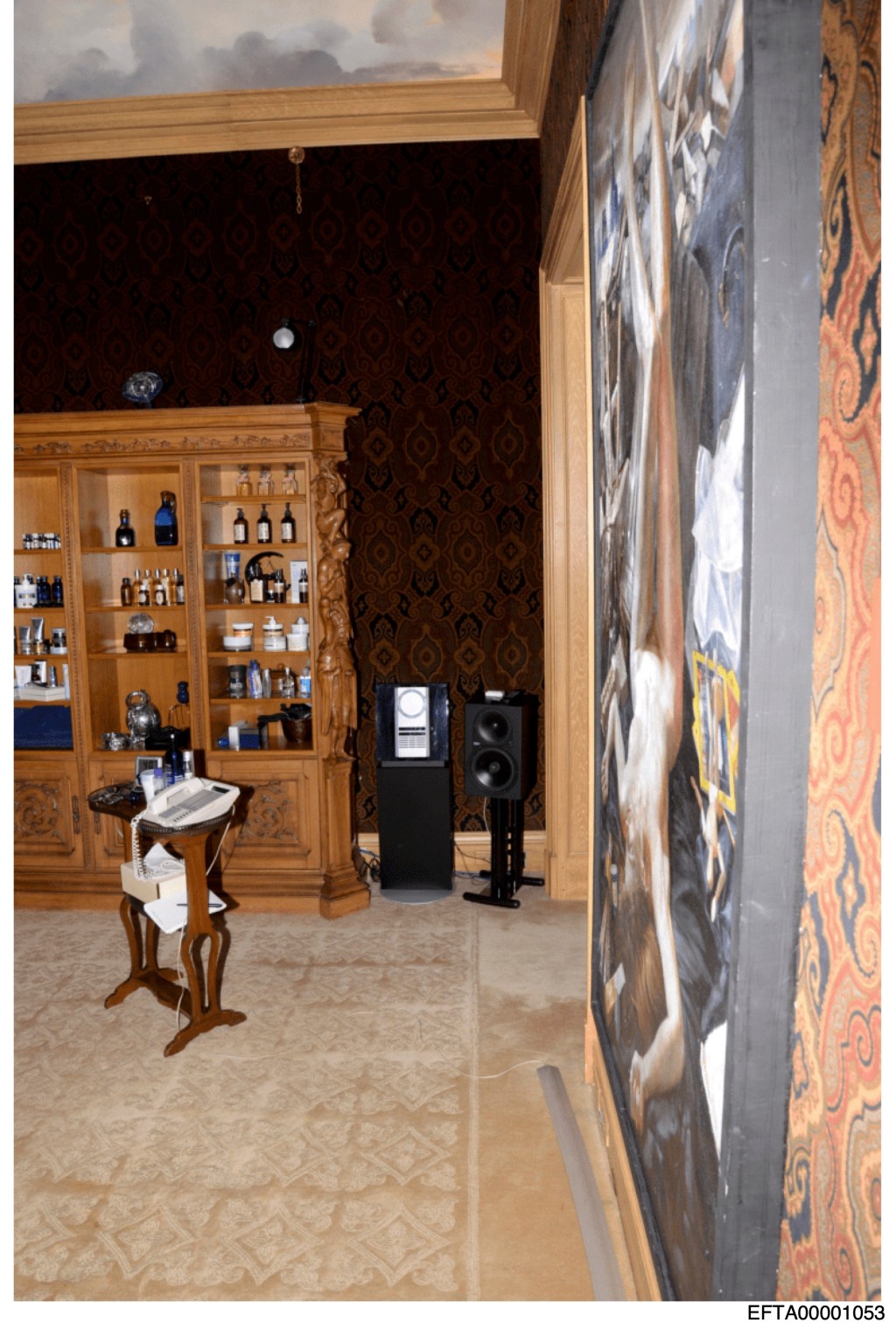 美國司法部公佈愛潑斯坦案相關照片。美聯社