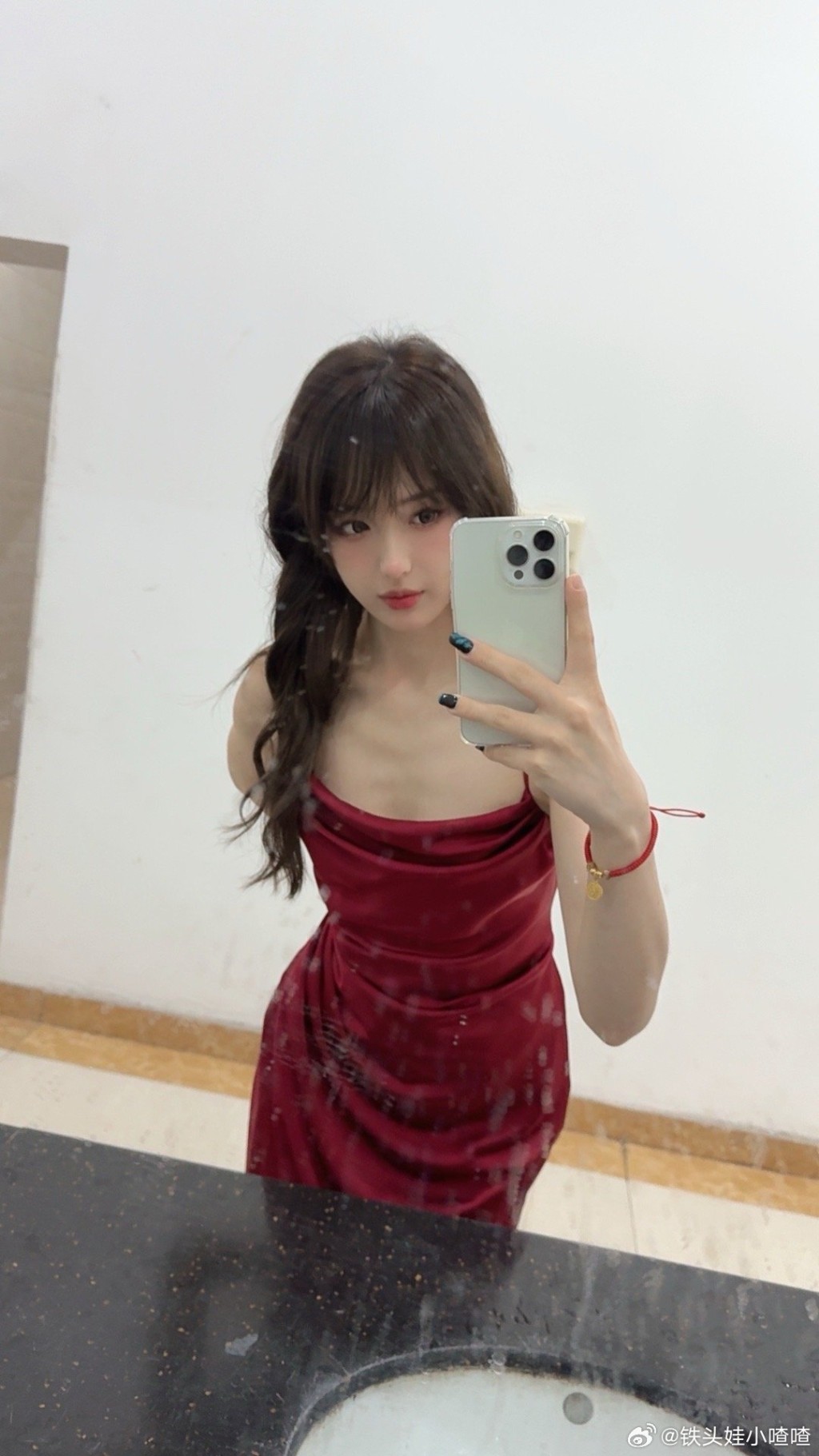 “喳喳”是人气电竞旁述。微博 “喳喳”是人气电竞旁述。微博