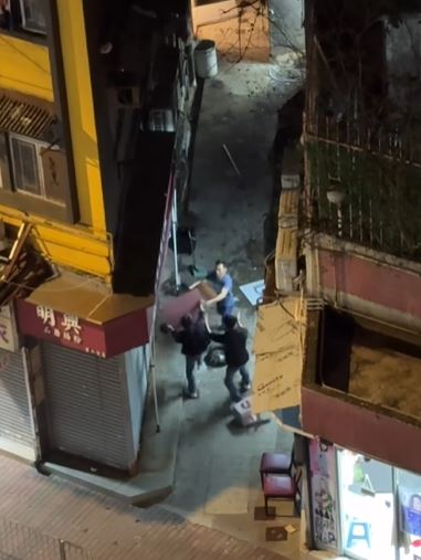 FB香港突發事故報料區及討論區 Becky Cohen影片截圖