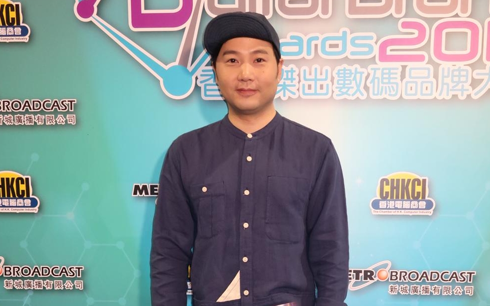 離開騷時間不遠矣，但啤梨仍未練舞。