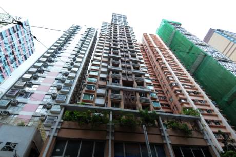 北角港逸軒開放式448萬沽,持貨3年實蝕逾20萬。
