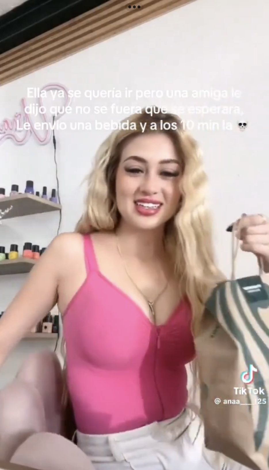 事發時馬爾克斯（Valeria Marquez）正在做直播。 TikTok
