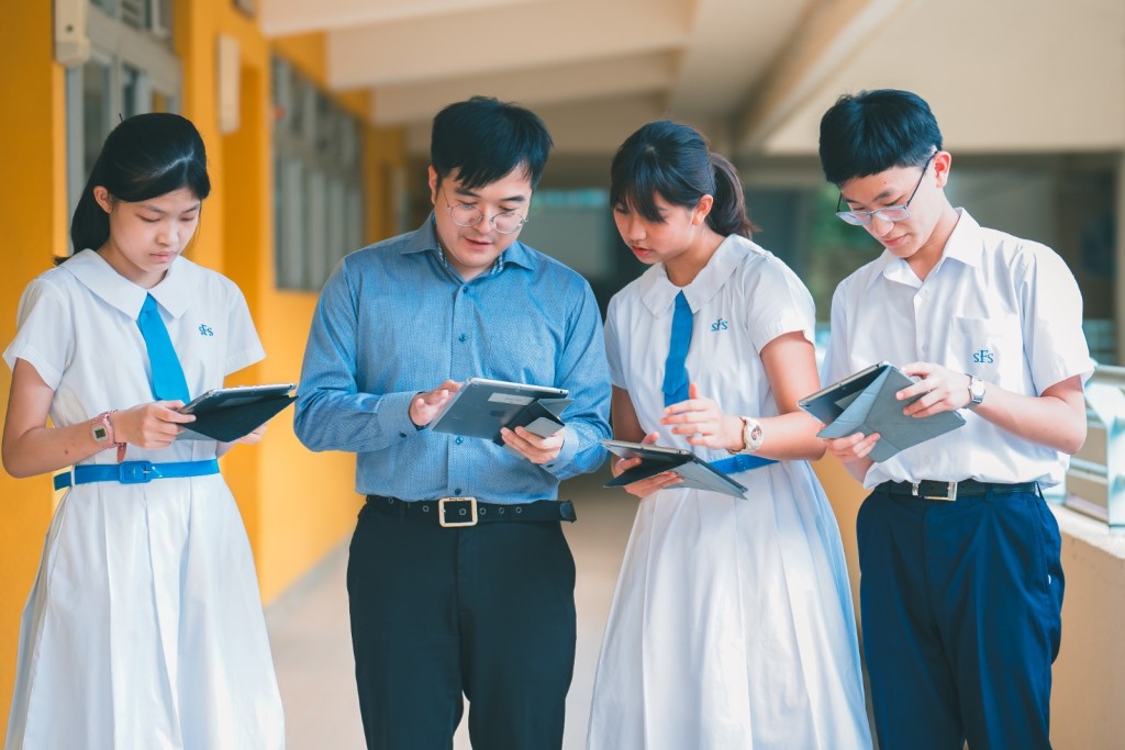 福建中學去年推出校本學生使用AI指引,從三大層面引導學生善用AI,並防範過度依賴。(福建中學提供) 福建中學去年推出校本學生使用AI指引,從三大層面引導學生善用AI,並防範過度依賴。(福建中學提供)