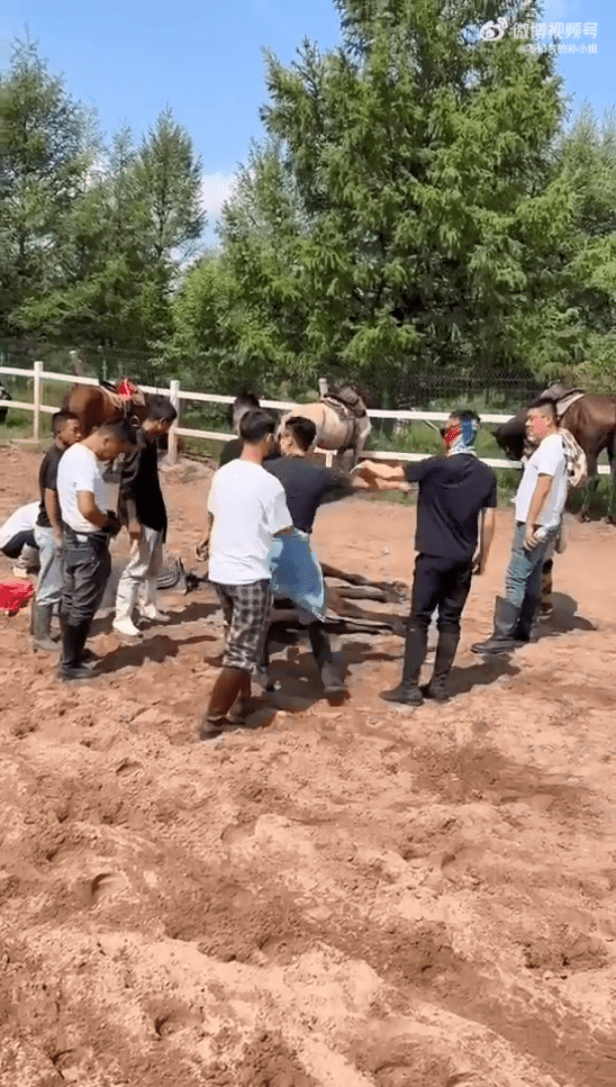 遊客及民宿方面發生爭執。