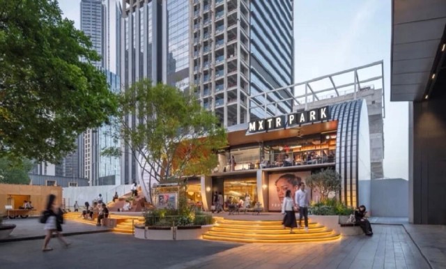 深圳万象天地全新街区：潮流文化新地标 名牌快闪店进驻 