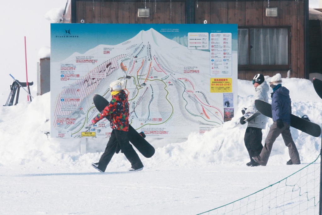 2011年又再同遊北海道滑雪。（東周刊圖片）