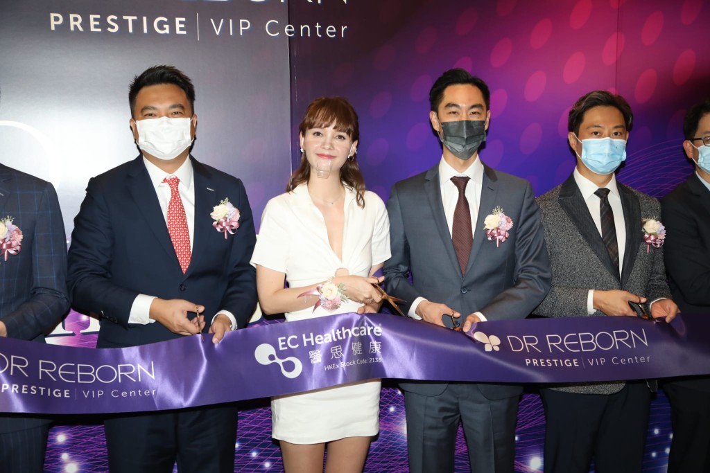 Asha擔任剪綵嘉賓。