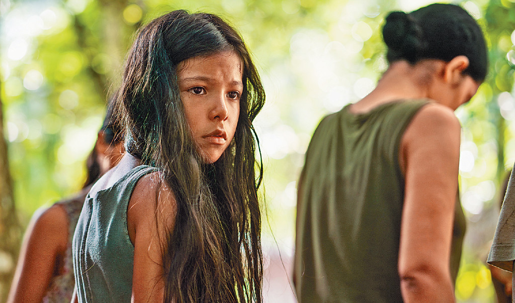 超靚妹妹
■男主角賣命營救的妹妹Rocío（Cristal Aparicio飾），靚到黐線。
