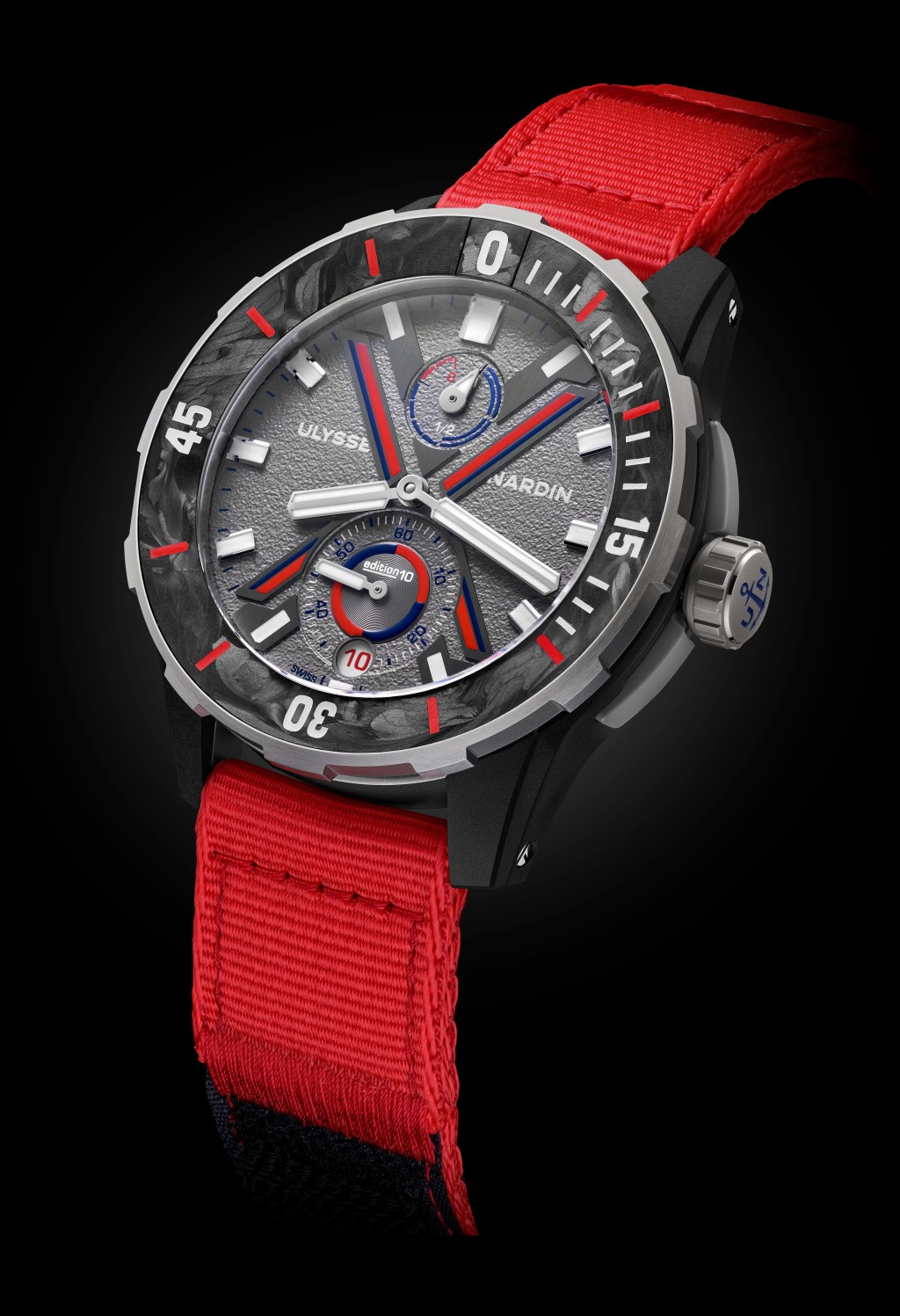 Ulysse Nardin | Diver [Net Vendée Globe]，表壳：44mm回收钢及NyloFoil尼龙纤维/ 机芯：UN-118自动/ 限量：300枚/ 售价： $110,700。