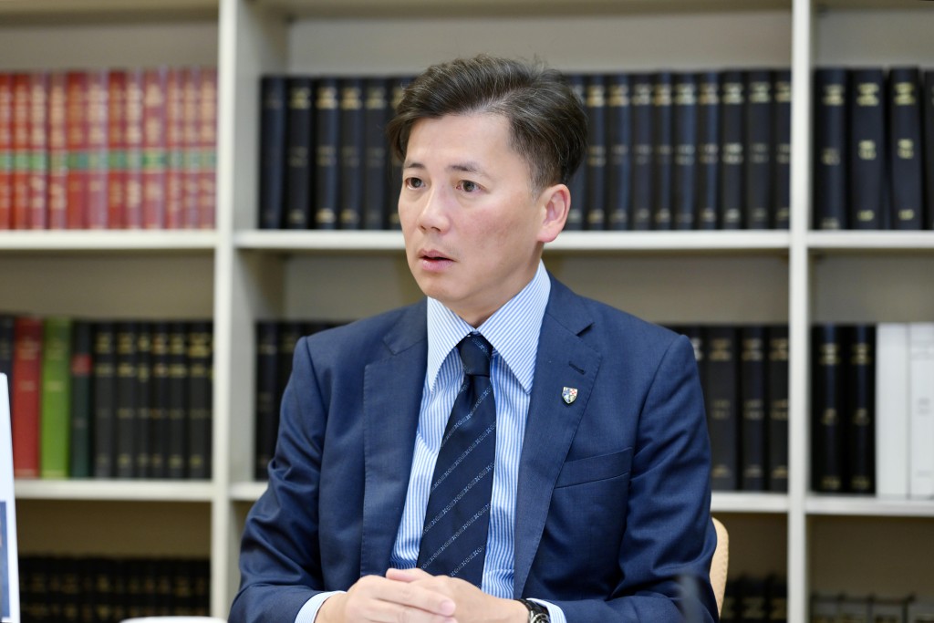 許紹鼎強調,今次性罪行檢討已經向前邁出很大一步,處理現今社會數十年來未處理的性罪行議題。劉駿軒攝 許紹鼎強調,今次性罪行檢討已經向前邁出很大一步,處理現今社會數十年來未處理的性罪行議題。劉駿軒攝