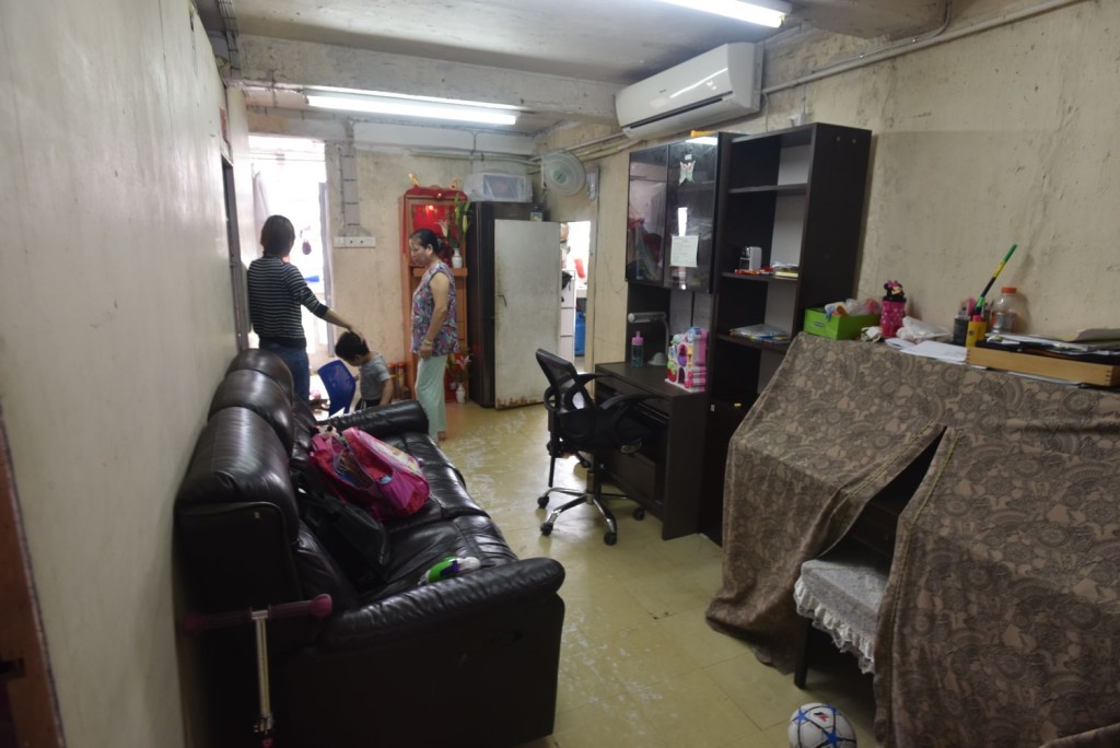 陳樹新遺下妻兒,正為殮葬費及日後生活費徬徨。