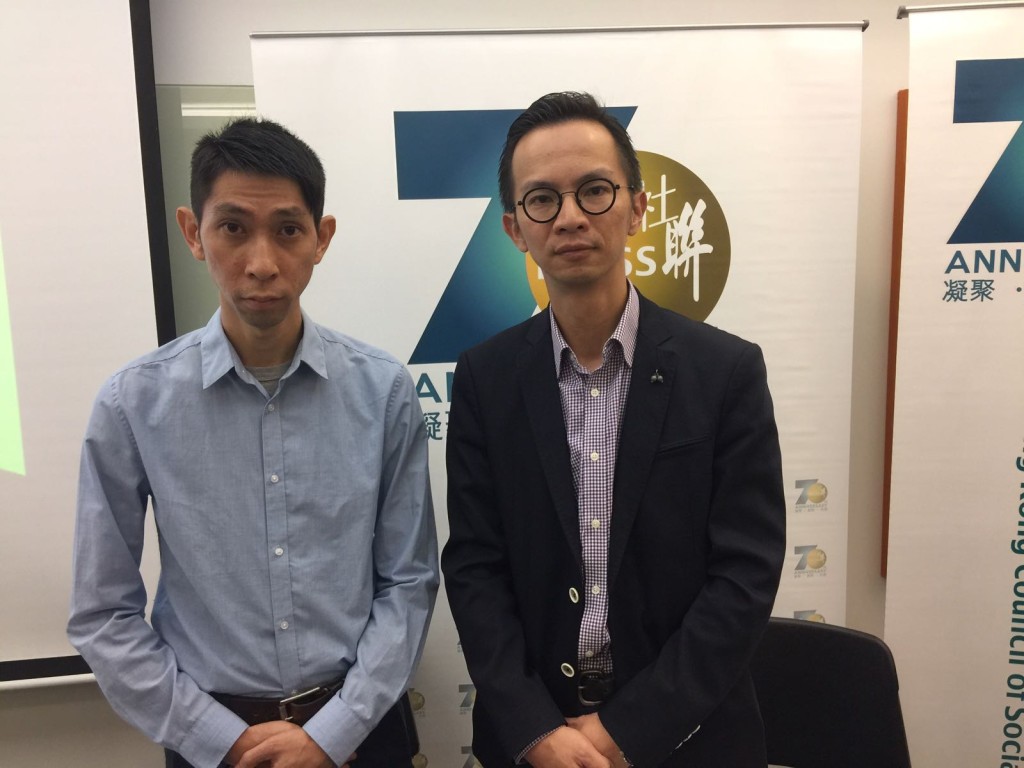 黃健偉(右)認為貧窮線未能反映整體貧窮狀況。