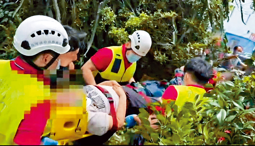 宜蘭發生滑翔傘墜落事故，傷者送院治理。