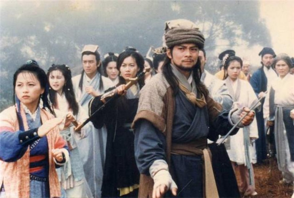 黃日華在劇中飾演喬峰。