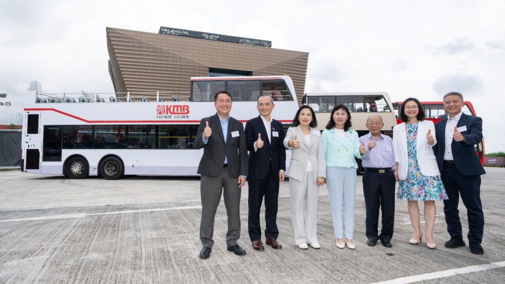 8月3日(星期日)起,九巴路線HK1將以全新「九巴遊香港」形象示人。九巴提供