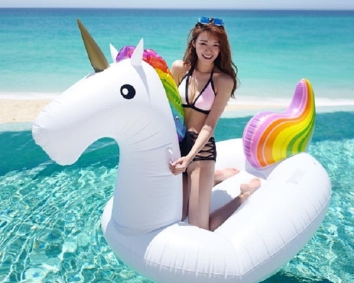 靓人靓景好身材