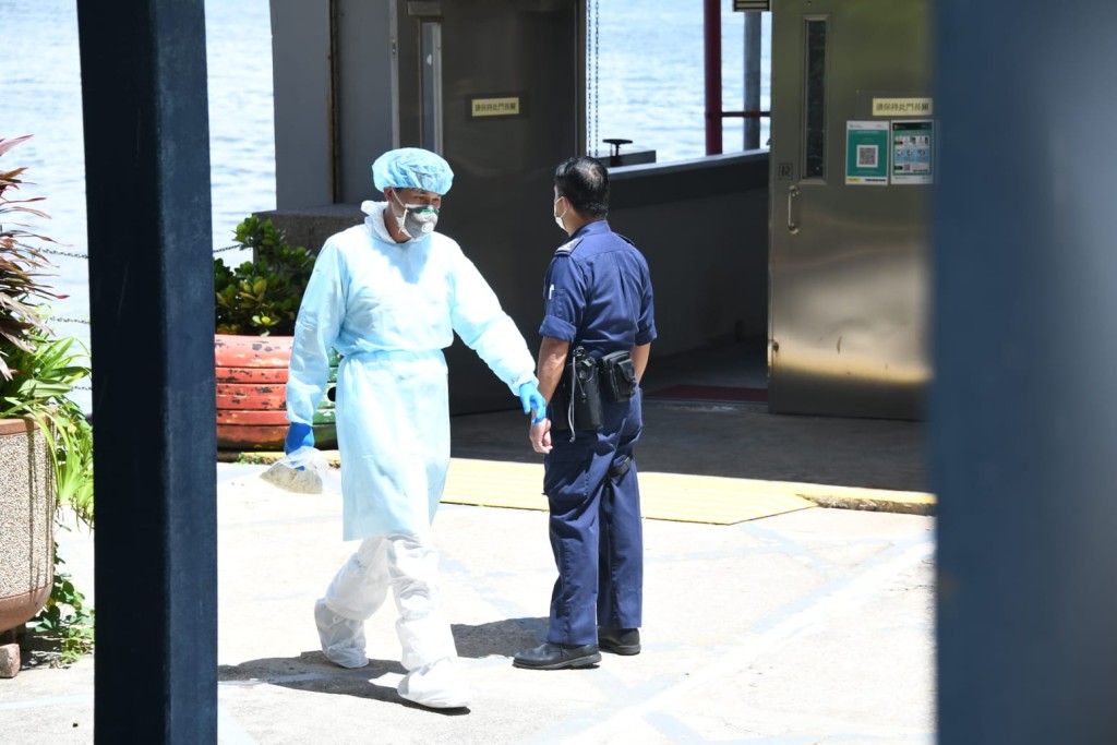 警員正調查事件及事主身份。